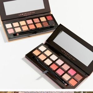 2 Anastasia Beverly Hills SOFT GLAM & RENAISSANCE